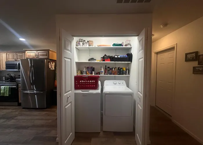 Pet-friendly Extended Welcome Holiday home