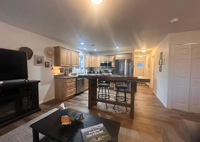 Pet-friendly Extended Welcome *